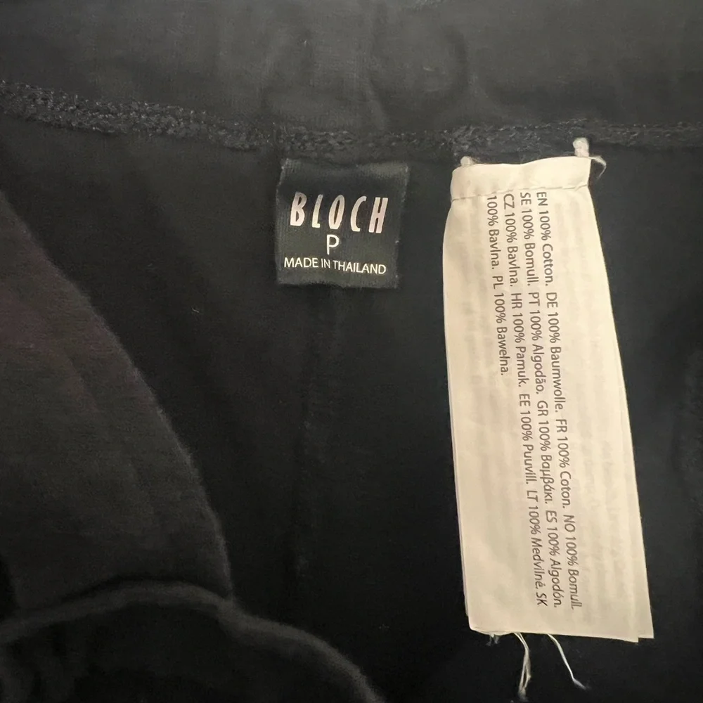 Bloch Warmup Jumpsuit Petit Black - Picture 4 of 4